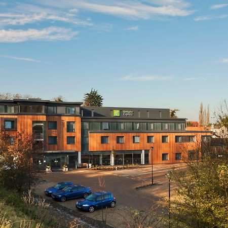 Holiday Inn Express Cambridge Duxford M11 Jct 10 By Ihg Экстерьер фото