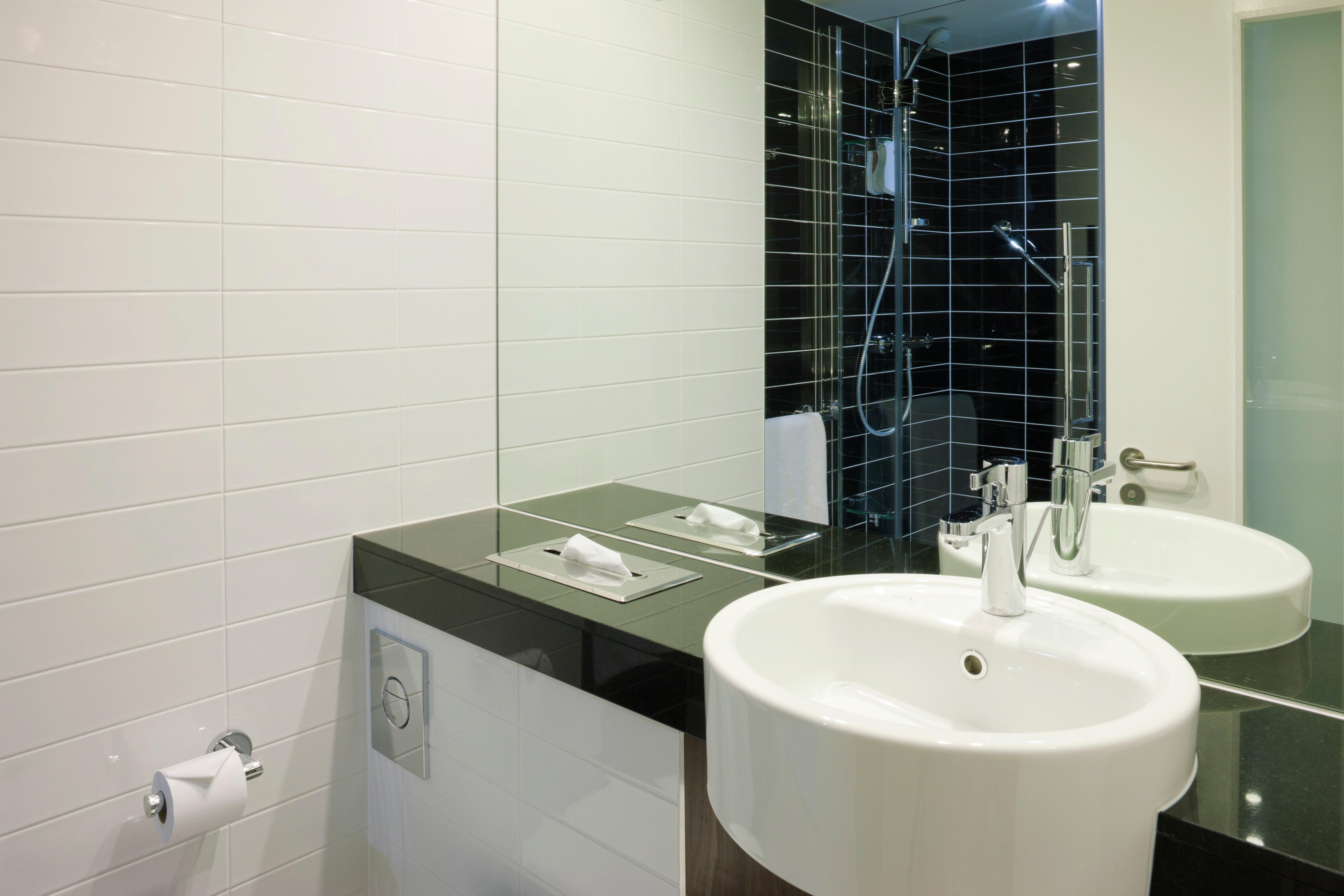Holiday Inn Express Cambridge Duxford M11 Jct 10 By Ihg Экстерьер фото