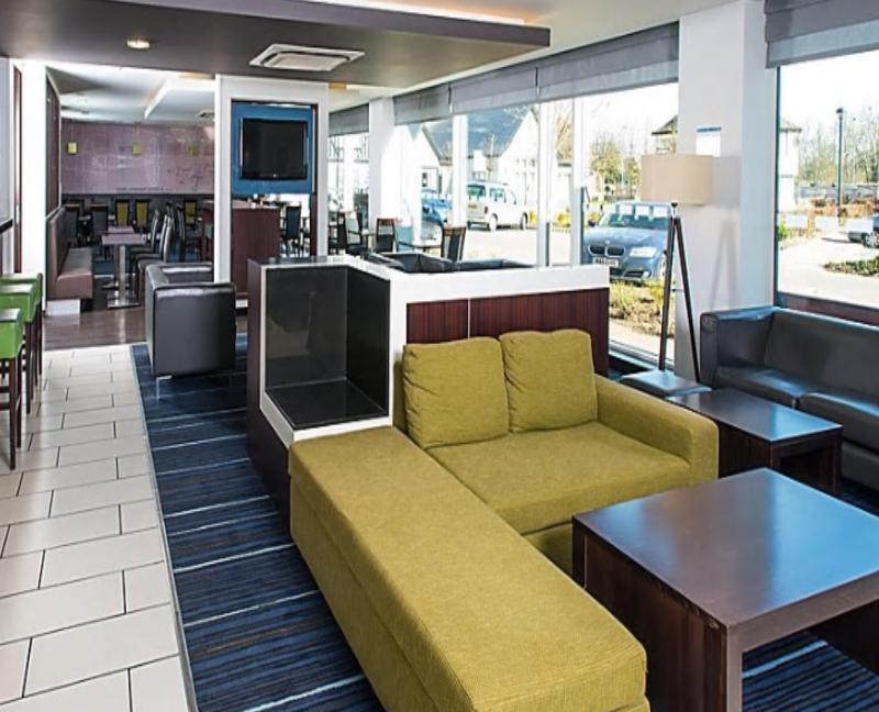 Holiday Inn Express Cambridge Duxford M11 Jct 10 By Ihg Экстерьер фото