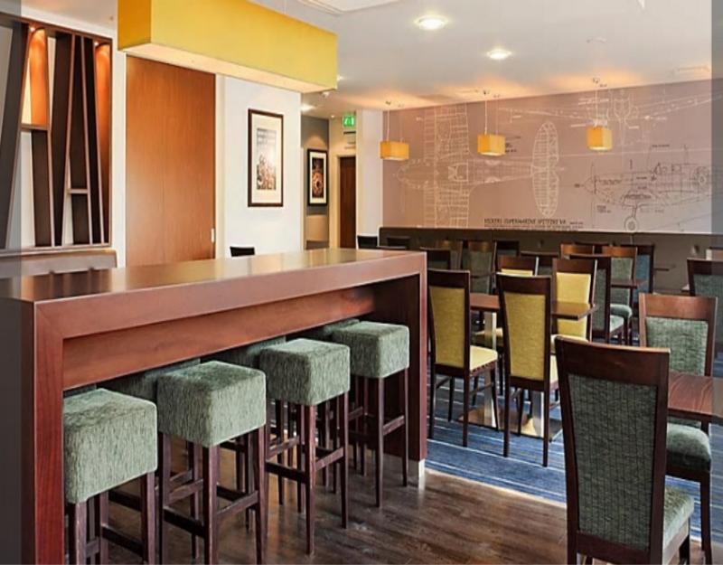 Holiday Inn Express Cambridge Duxford M11 Jct 10 By Ihg Экстерьер фото
